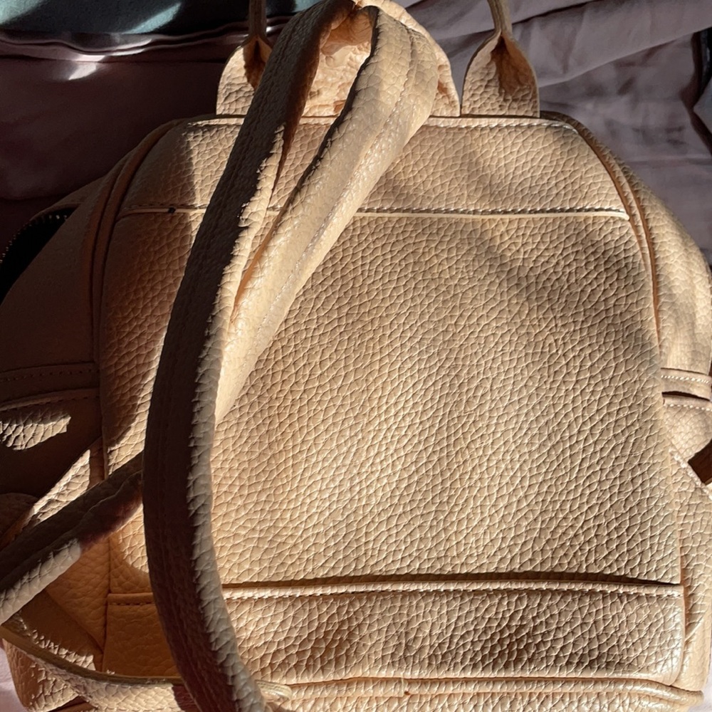 Street Level Mini backpack NWTO - Picture 3 of 3
